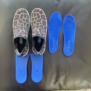 Rothy’s Chelsea, Wildcat, size 9.5